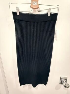 Gap Black Ribbed Knit Midi Skirt